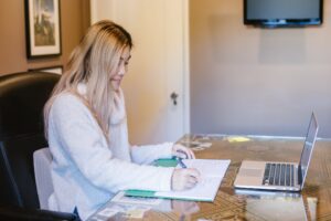 Top Proofreading Courses to Kickstart Your Proofreading Career - DollarProfessor.com